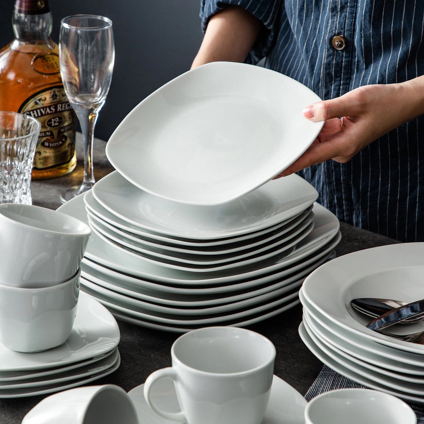 MALACASA Elisa 30-Piece Porcelain Dinnerware Set | 6-Person Ceramic Tableware with Plates, Cups & Saucers – Modern Classic Design