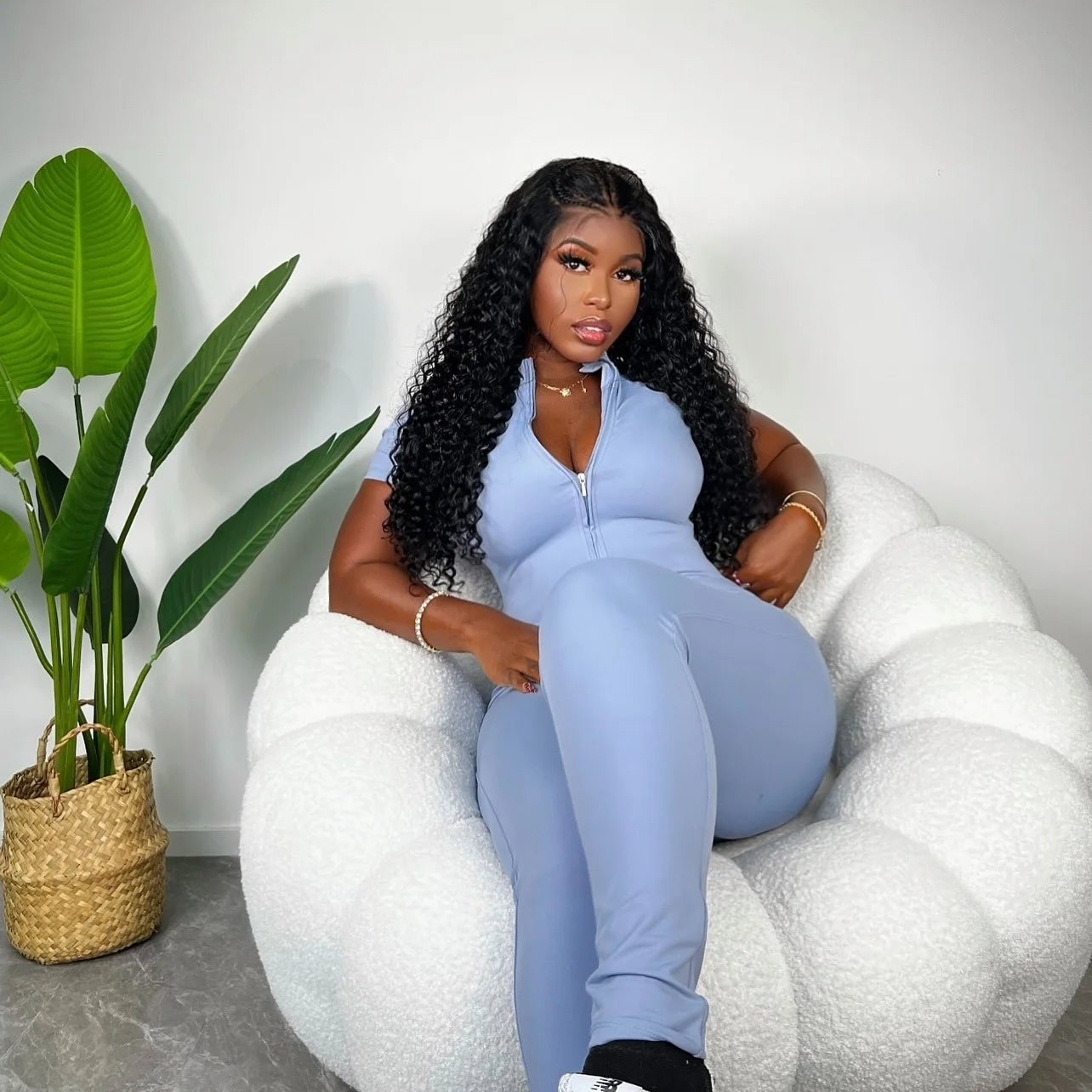 300% High Density HD Lace Front Wig (13x4 / 13x6) – Brazilian Remy Deep Wave Human Hair, Glueless (40–50 Inch)