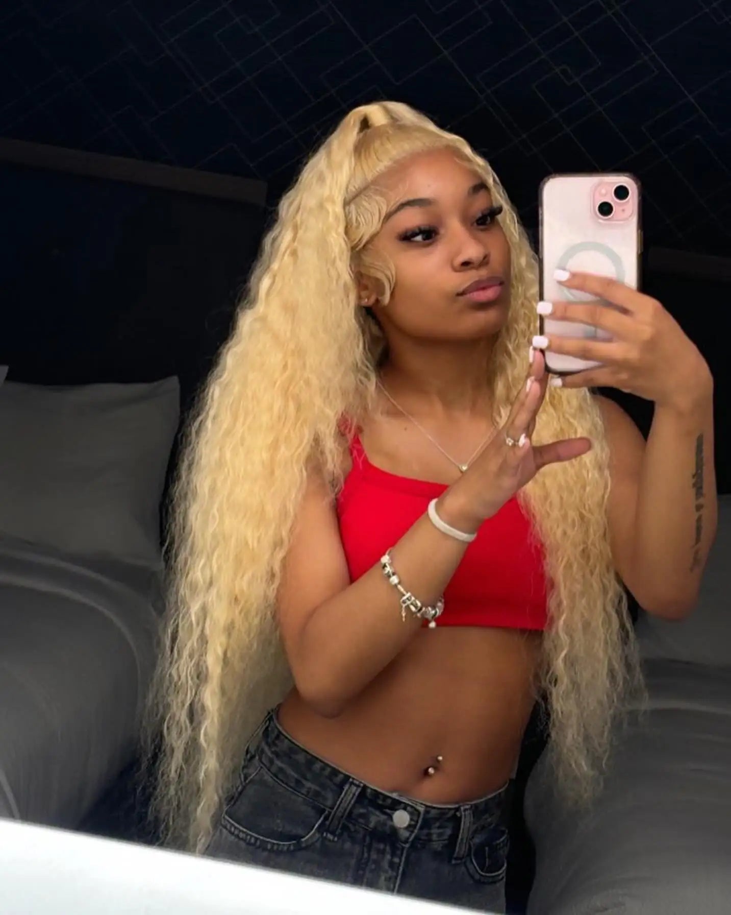 613 Blonde Deep Loose Wave HD Lace Frontal Wig – 13x4 / 13x6 Transparent Human Hair Wig