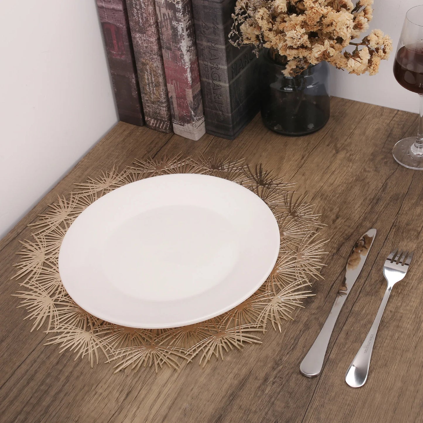 Round Blooming Flower Placemats Set – Modern PVC Heat-Resistant Table Mats for Dining & Events
