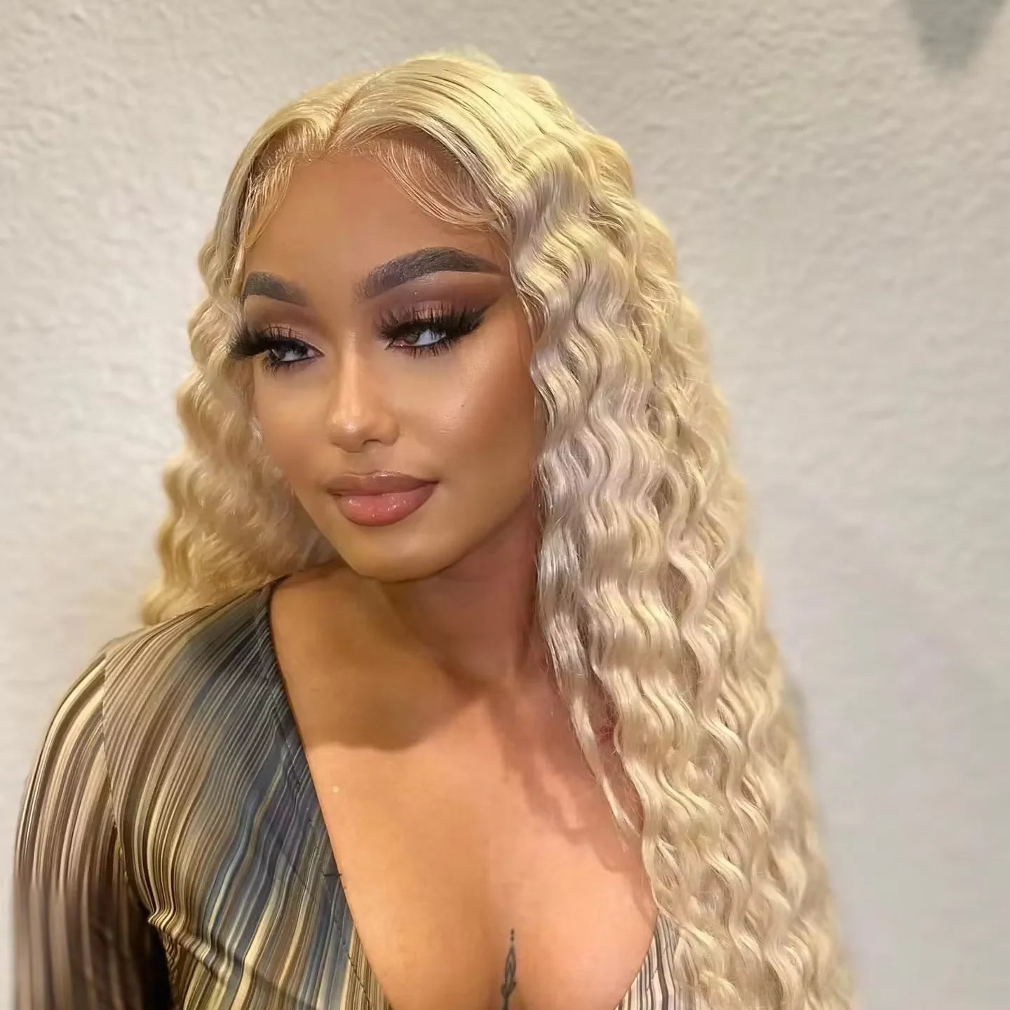 613 Blonde Deep Loose Wave HD Lace Frontal Wig – 13x4 / 13x6 Transparent Human Hair Wig