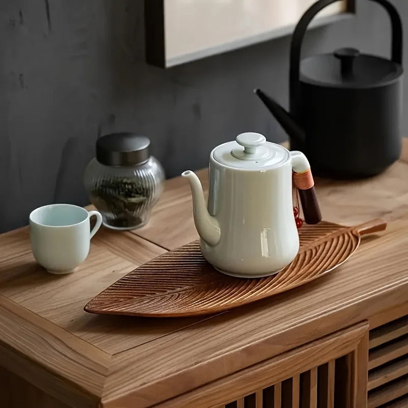 Leaf-Shaped Wooden Tray with Handle – Antique Style Serving Plate for Breakfast & Snacks