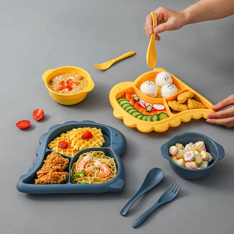 Dinosaur Baby Tableware Set – Large 3-Compartment Plate with Spoon & Fork for Balanced Meals