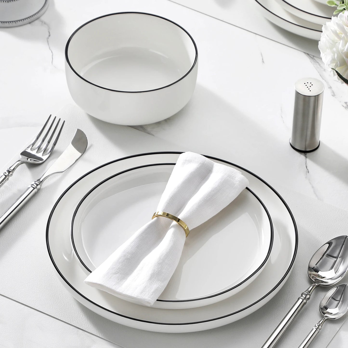 MALACASA 12/24-Piece Porcelain Dinnerware Set – Black Rim Ceramic Plates & Bowls for 4 Person Dining