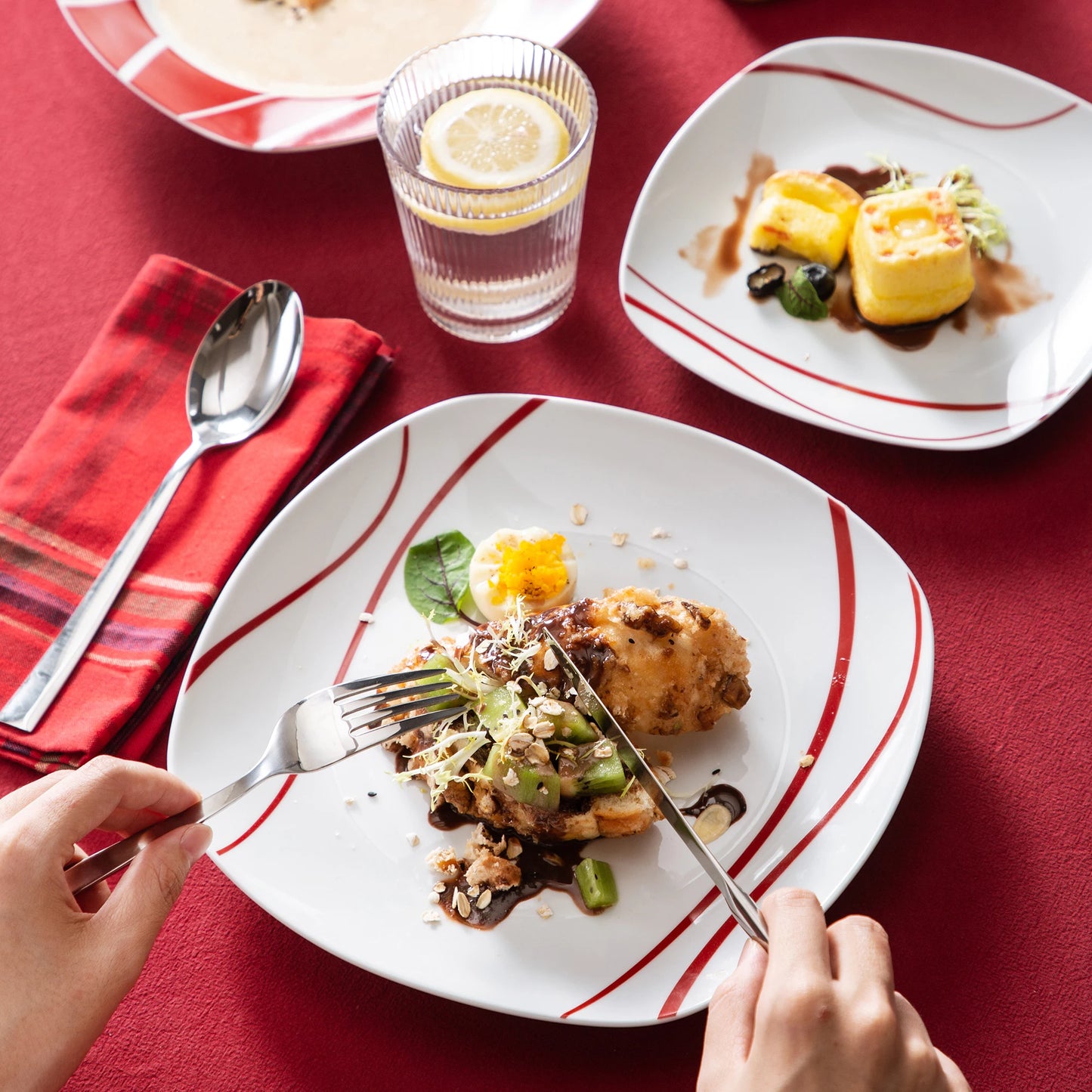 MALACASA Felisa 30-Piece Red Stripe Porcelain Dinner Set, Elegant Ivory Tableware for 6